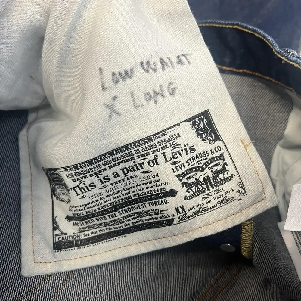 Levis long material